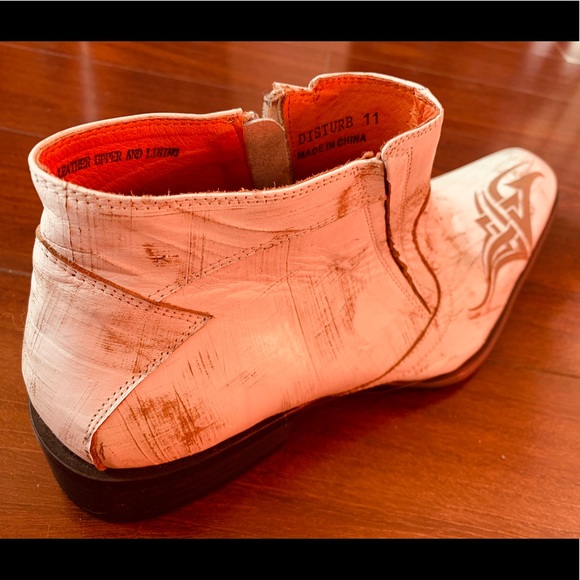 Robert Wayne Leather Boots